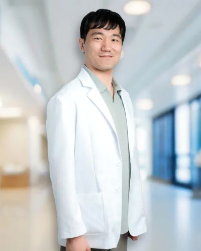 배영진 내과 진료부장